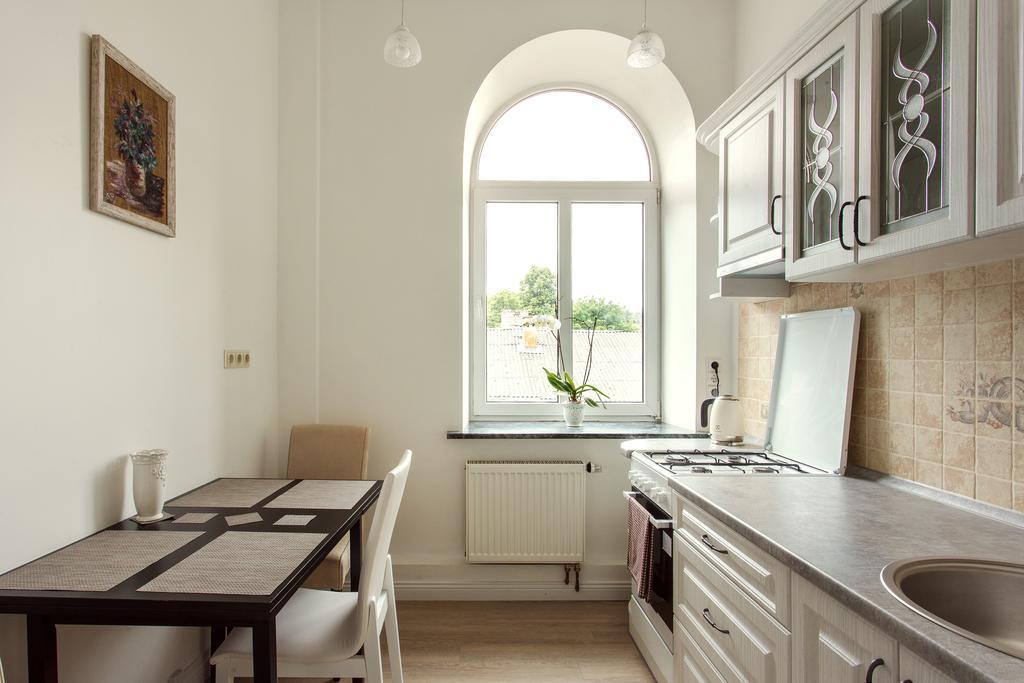 Apartment Gabriele In Old Town วิลนีอุส ภายนอก รูปภาพ